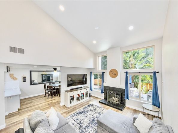 6597 E Camino Vista 2, Anaheim Hills CA 92807