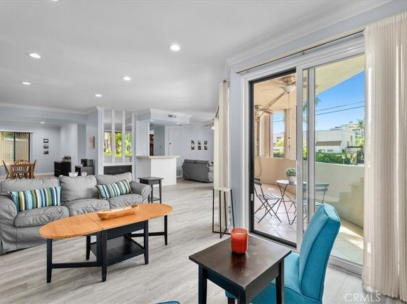 5216 Yarmouth Avenue 106, Encino CA 91316