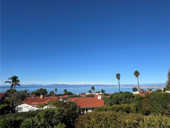 1613 Via Lazo, Palos Verdes Peninsula CA 90274