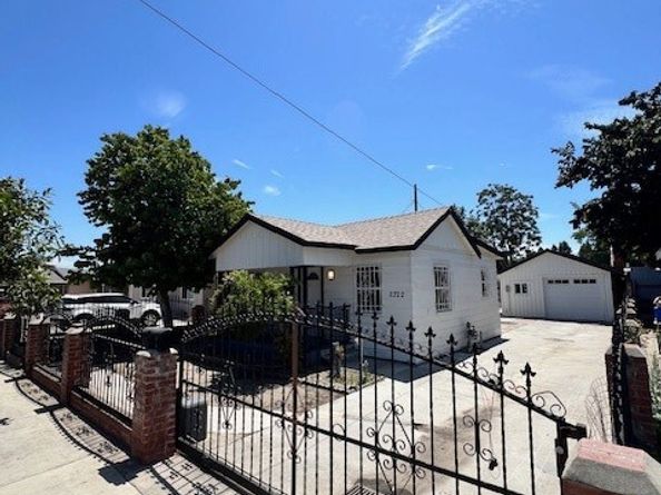 2322 E 130th Street, Compton CA 90222