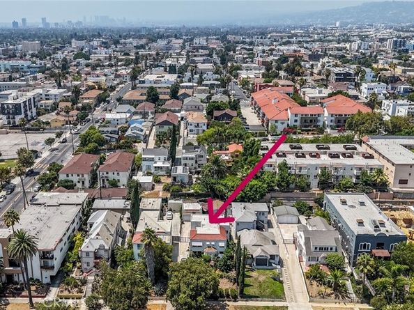 519 N Alexandria, Los Angeles CA 90004