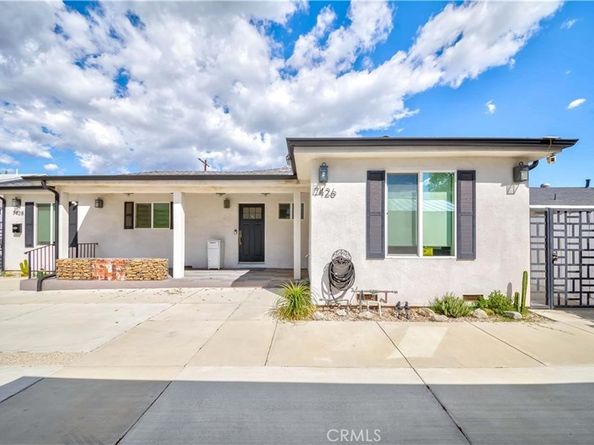 7426 Leescott Avenue, Lake Balboa CA 91406