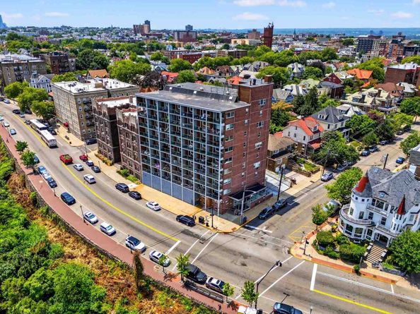 899 Blvd East 4O, Weehawken NJ 07086