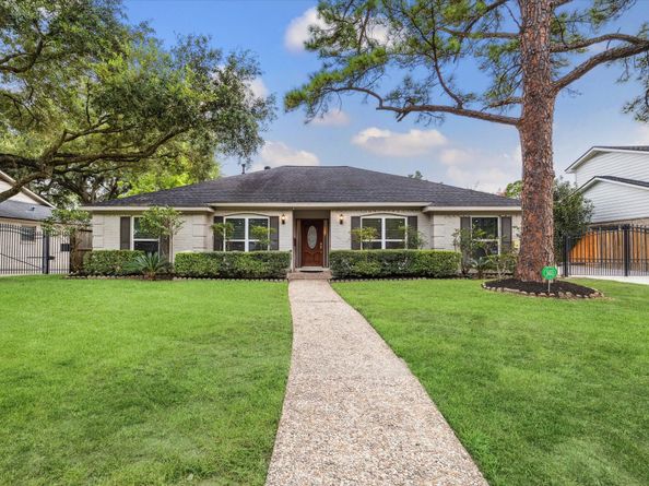 10211 Olympia Drive, Houston TX 77042