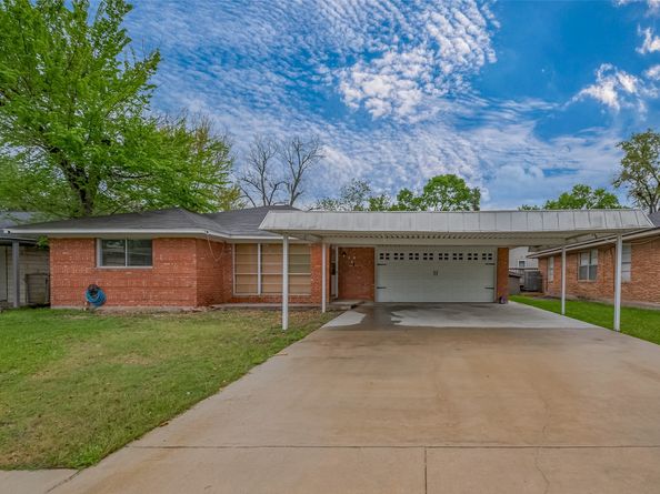 626 Shawnee Street, Houston TX 77034