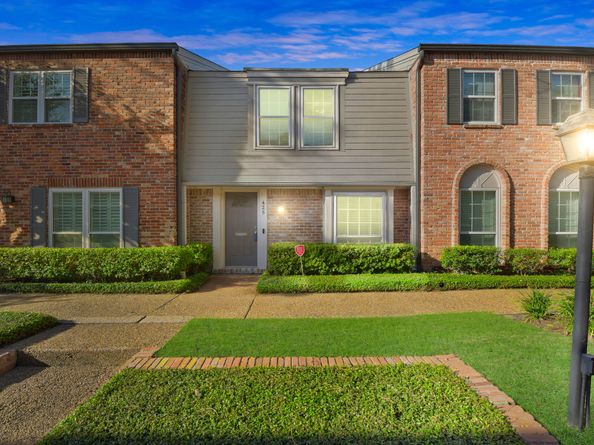 425 Bendwood Drive 49, Houston TX 77024