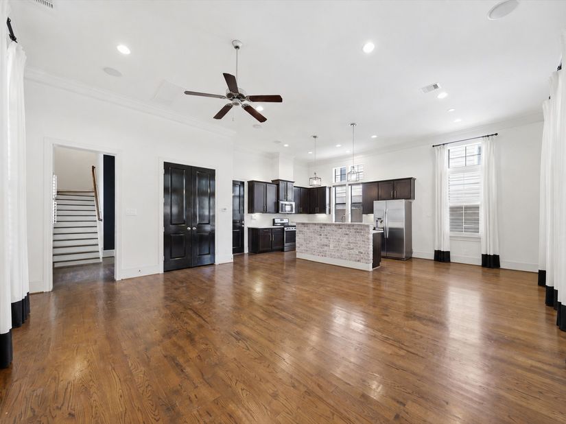 3219 Maxroy Street, Houston TX 77008