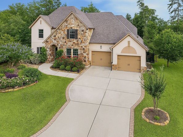 3 Shearling Court, The Woodlands TX 77389