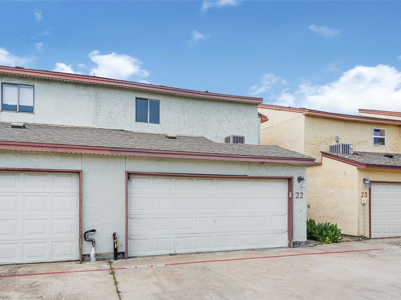 11311 Harwin Drive 22, Houston TX 77072