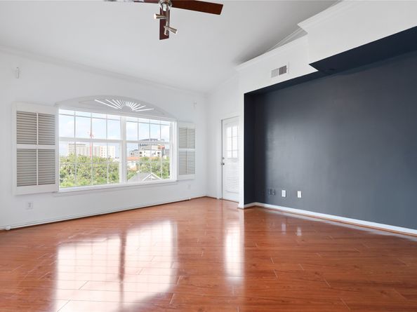 2111 Welch St Street A315, Houston TX 77019
