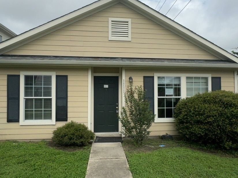 1111 Verde Trails Drive, Houston TX 77073