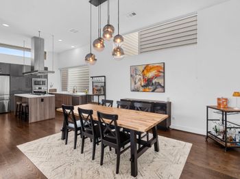 1159 W 18th Street