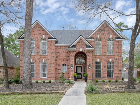 31 E Amberglow Circle, The Woodlands TX 77381
