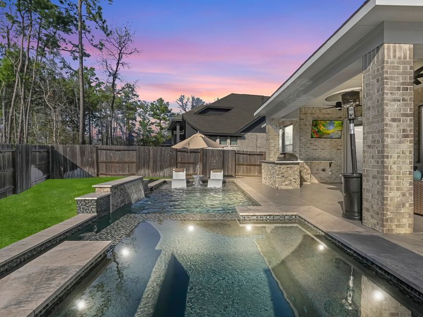 2909 Oakcrest Meadow Court, Conroe TX 77385