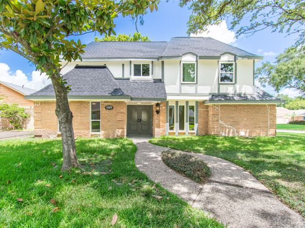 15202 La Paloma Drive, Houston TX 77083