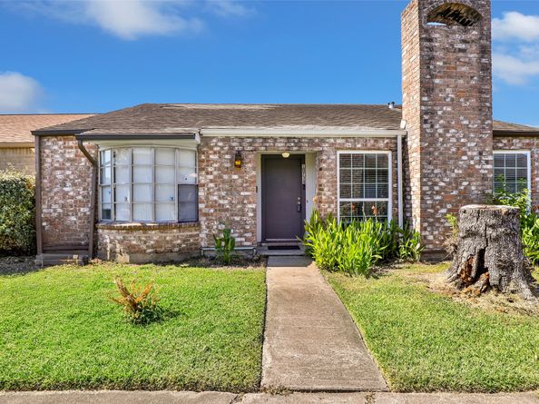 10734 Bexley Drive, Houston TX 77099