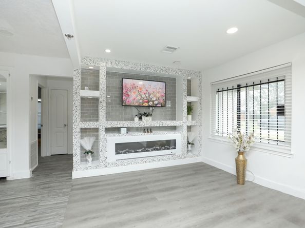 5739 Waterford Drive, Houston TX 77033