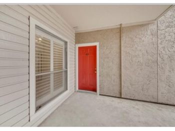 10855 Meadowglen Lane