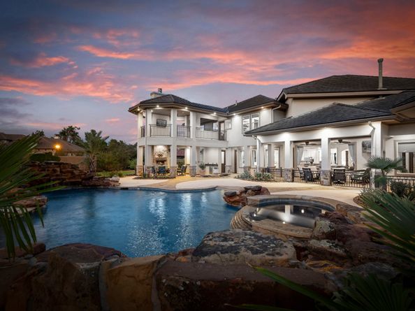 13 Pleasant Shadows Drive, Spring TX 77389