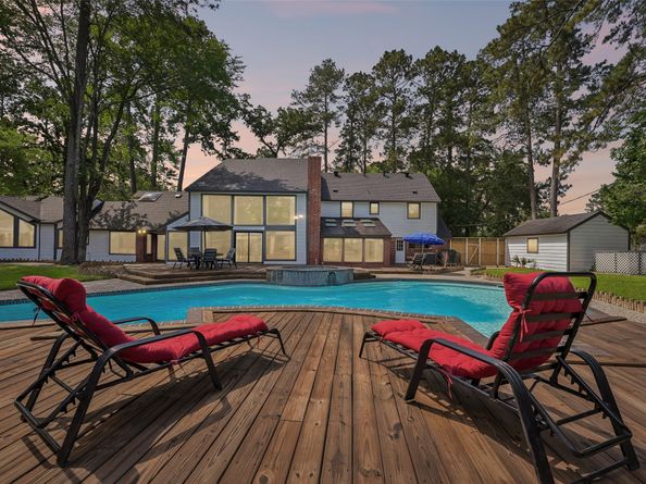 1211 Golden Bear Lane, Kingwood TX 77339