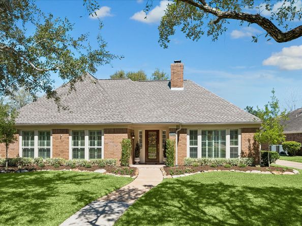 4435 Bermuda Drive, Sugar Land TX 77479