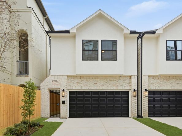 2916 Virginia St, Houston TX 77098