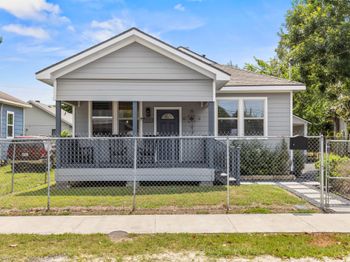 1505 Hussion Street