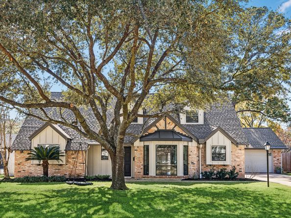 10219 Barwood Drive, Houston TX 77043