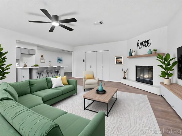 10027 Valley Sun Drive, Houston TX 77078