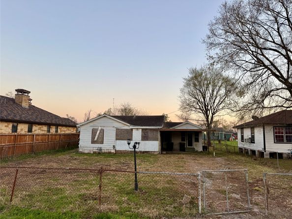 11018 Evangeline Drive, Houston TX 77013