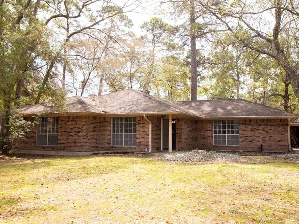 1918 Crystal Springs Drive, Houston TX 77339