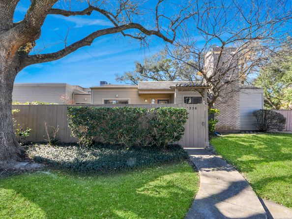 1336 Chardonnay Drive, Houston TX 77077