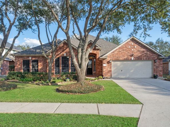 16507 E Canterra Circle, Houston TX 77095