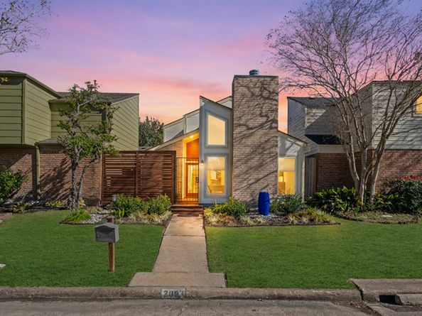 2003 Trixie Lane, Houston TX 77042