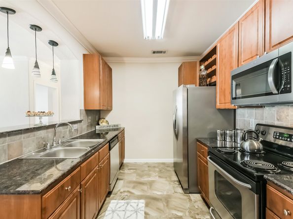 1711 Old Spanish Trail 343, Houston TX 77054