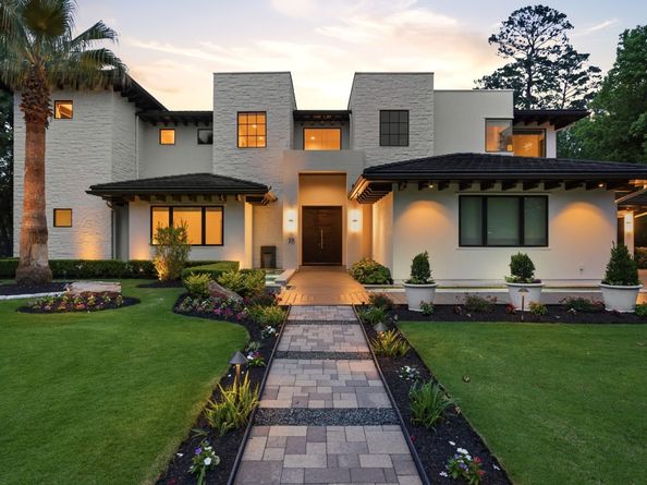 78 S Badger Lodge Circle, The Woodlands TX 77389