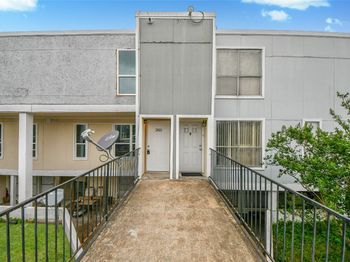 781 Country Place Drive