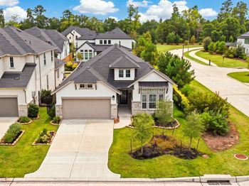 8143 Fenway Heights Dr