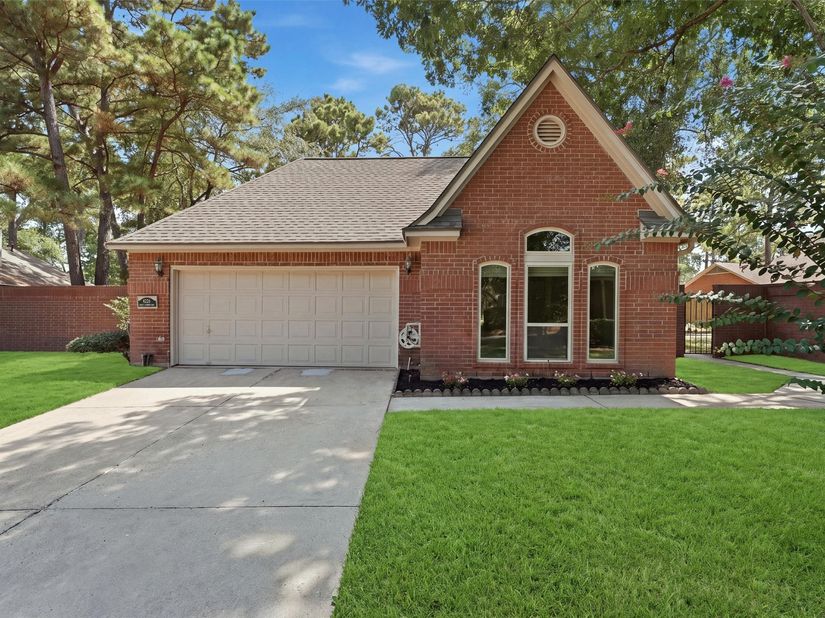 4226 Misty Timbers Way, Houston TX 77345