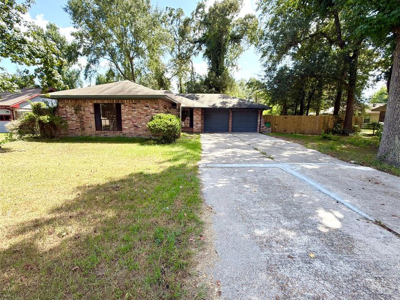 3427 Dovie Drive, Spring TX 77380
