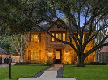 8511 Cedarbrake Drive