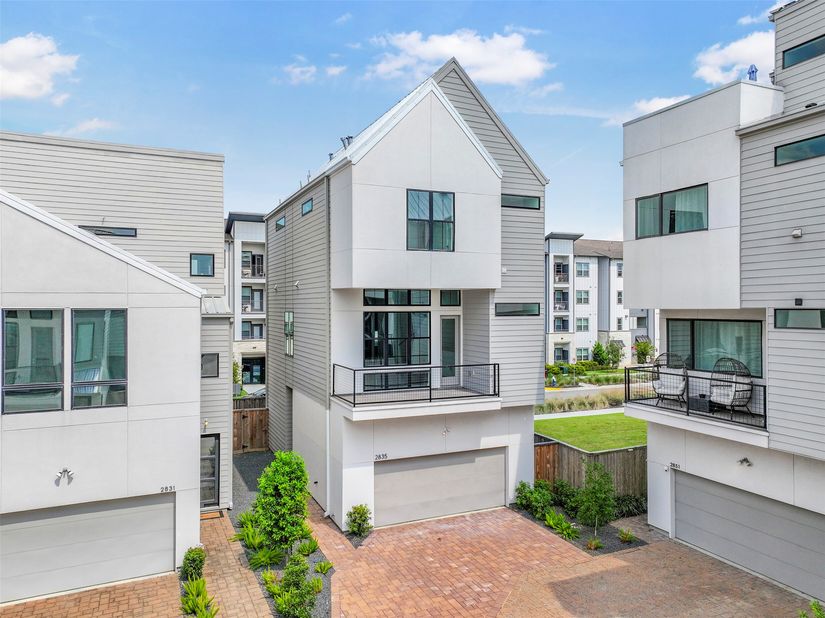 2835 Decker Place, Houston TX 77003