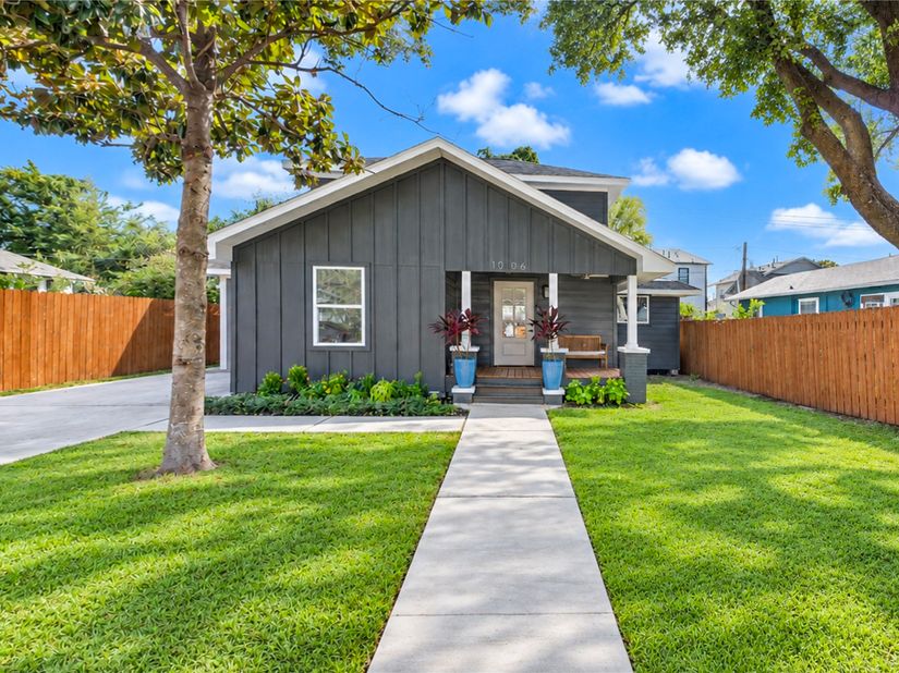 1006 Archer Street, Houston TX 77009