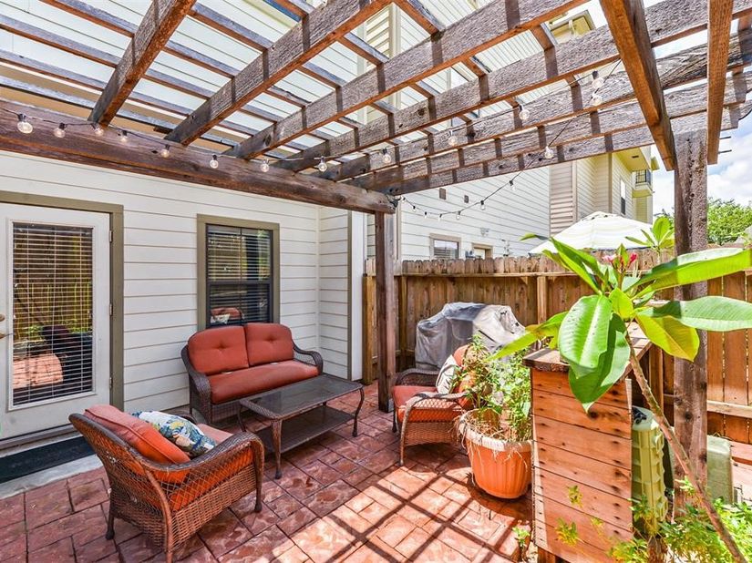 1130 Hempstead Villa Lane, Houston TX 77008