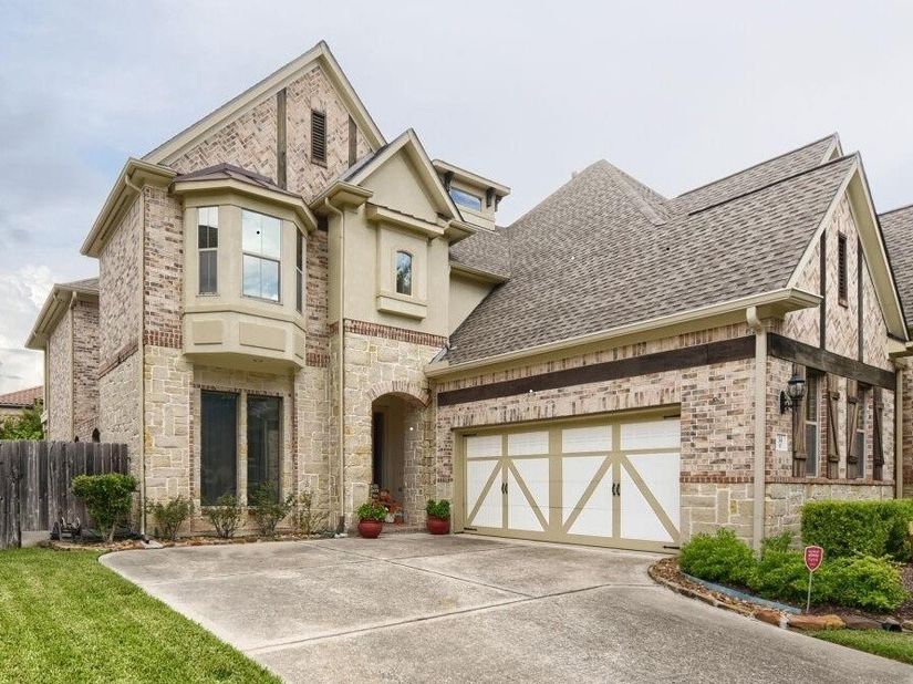 14 Knights Crossing Drive, The Woodlands TX 77382