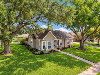 1411 Bittersweet Court