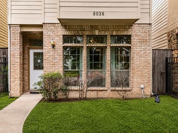 9036 Lakes At 610 Drive