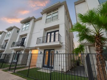 2513 B Garrow Street