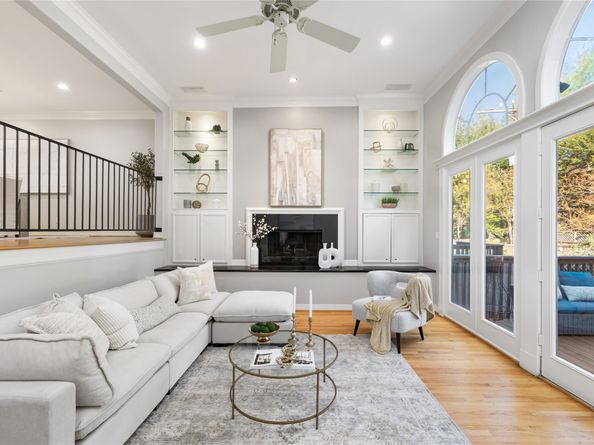 2931 Sackett Street, Houston TX 77098