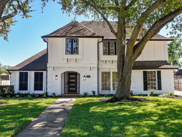 7703 Braesridge Court, Houston TX 77071